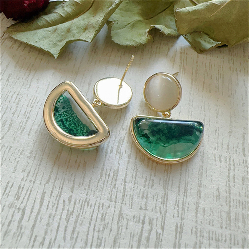 Retro Ink Painting Mosquito Coil Ear Clip for Non-Pierced Ears