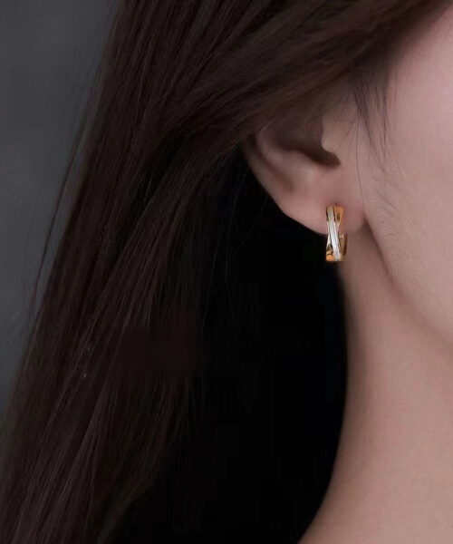 S999 Silver Unique Cross Shell Earrings