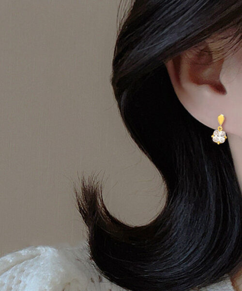 S925 Silver Simple Elegant Square Diamond Stud Earrings