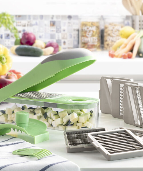 7 in 1 vegetable cutter, grater and mandolin with recipes and accessories Choppie Expert InnovaGoods