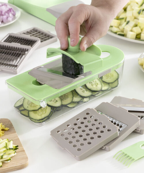 7 in 1 vegetable cutter, grater and mandolin with recipes and accessories Choppie Expert InnovaGoods