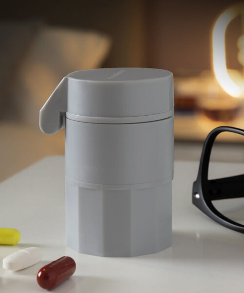5-in-1 Pill Dispenser with Cutter and Crusher Fivlok InnovaGoods